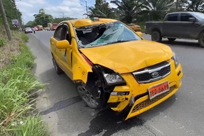 El conductor del taxi escapó luego del accidente, abandonando a la víctima.