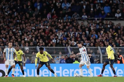 Argentina es el actual líder de las Eliminatorias Sudamericanas 2026.