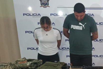 El miembro activo de la Armada del Ecuador fue aprehendido junto a su cónyuge.