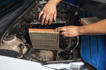 Se debe revisar periódicamente el estado del filtro, para notar su nivel de deterioro.