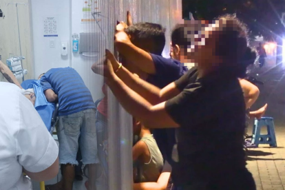 Dolorosos momentos protagonizaron los padres del infante fallecido.