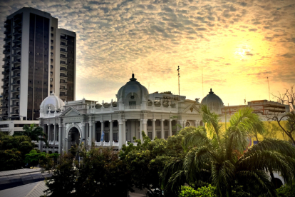 El frío llega con el verano en Guayaquil.