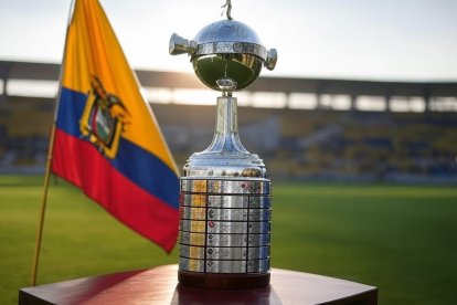 Solamente un equipo ecuatoriano ha levantado el trofeo de la Copa Libertadores de América.