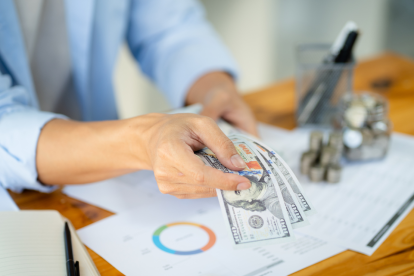 El Bono de Desarrollo Humanos consiste en una transferencia mensual de 55 dólares.