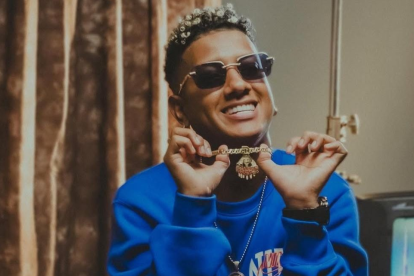 Jombriel sigue alcanzado éxitos con su tema 'Vitamina'.