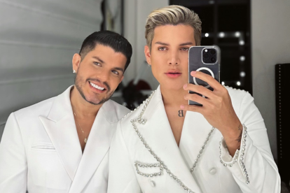 Mauricio Herrera y su esposo Bryan Bartolomé