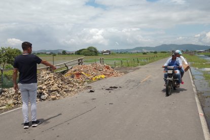 En el sector Chapinero de Daule encontraron el cadáver de un hombre. Lo habían baleado, amarrado y quemado.