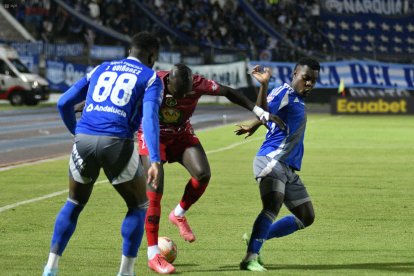 Emelec recibe a Manta en el estadio George Capwell.