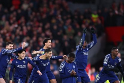 William Pacho es una de las estrellas de PSG.