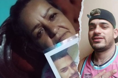 Adriana Atencio carga la foto de su hijo Wilker Rojas, quien llegó a Ecuador en 2020.