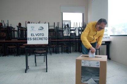 Miembros de mesa (Junta Receptora del Voto) son compensados económicamente.