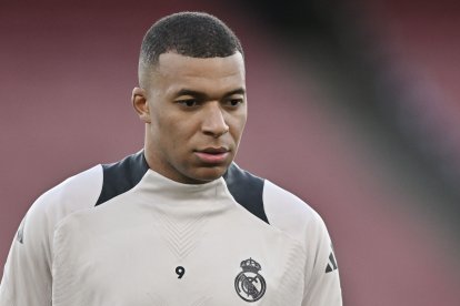 Kylian Mbappé será la referencia en el ataque de Real Madrid.