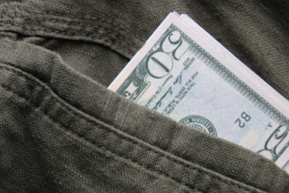 Las madres solteras pueden cobrar el bono.