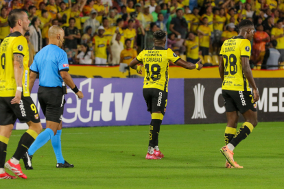 Barcelona SC se enfrenta a River Plate este martes 8 de abril en Argentina.