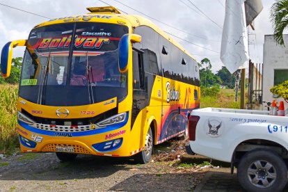 El conductor del bus fue llevado hasta el centro de salud de Buena Fe.