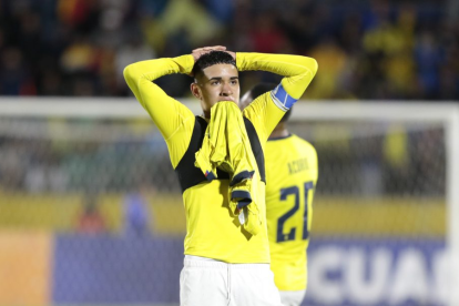 Kendry Páez no pudo brillar con la Tri en el Sudamericano Sub-20 de Colombia