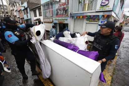 El negocio de una familia quedó en ruinas tras el aluvión en Turubamba.