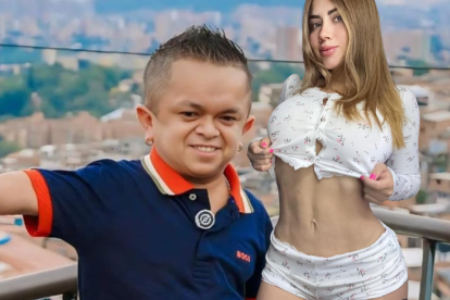 Jorgito Guayaco y la actriz Sara Blonde.