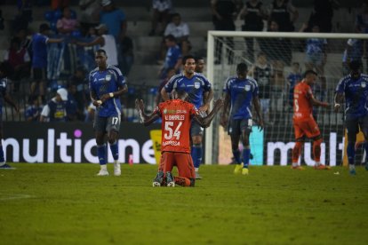 Emelec dejó empatar dos puntos de local en el Capwell.