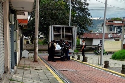 Un muerto dejó el rayo que cayó en Llano Grande.