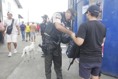 Desarrollo de las elecciones de segunda vuelta en el distrito Nueva Prosperina.