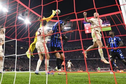 Inter vs Bayern: los italianos golpearon primero en la serie.