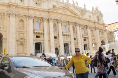 ANITA BULJUBASICH EN EL VATICANO

AG-EXTERNOS