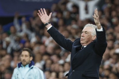 Carlo Ancelotti estaría por salir de Real Madrid.