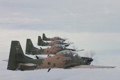 La Fuerza Aérea Ecuatoriana despliega aviones en dos provincias del país.