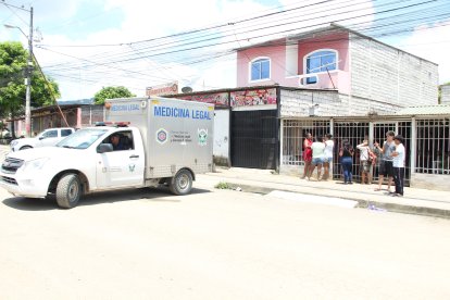 Un doble crimen se registró en Socio Vivienda 1, este lunes 21 de abril.