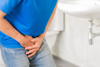 La "vaquera invertida", aunque popular, encabeza la lista de posiciones sexuales con mayor riesgo de fractura de pene, advierten los expertos.