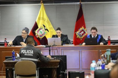 La juez nacional (e) Mercedes Caicedo fue ponente (centro) en el tribunal del caso Metástasis.