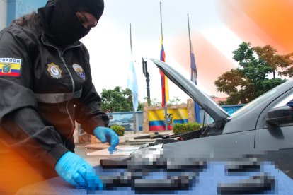 En un procedimiento policial en Durán, ocho armas fueron incautadas.