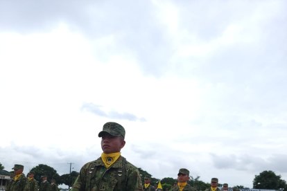 La conscripción voluntaria en Ecuador permite a los jóvenes integrarse a las Fuerzas Armadas de manera opcional.