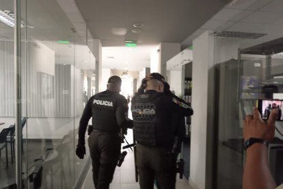 El Tribunal Penal sentenció a sujeto que apuñaló a Taxista frente de su pareja en el 2024.