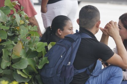 Los familiares del menor llegaron desde Machala.