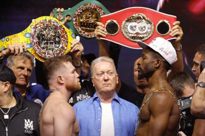 Canelo Álvarez enfrentará a William Scull.