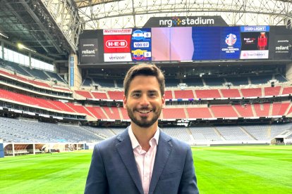 José Carlos Crespo ha cubierto los Mundiales de Rusia y Qatar, además de los mundiales juveniles en Indonesia, Polonia y Argentina.