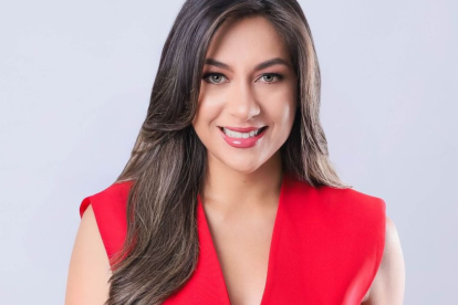 Andrea Báez es una presentadora y periodista