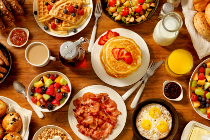 Un desayuno equilibrado es clave para regular el metabolismo y potenciar el rendimiento mental.