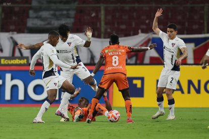 Liga de Quito cedió puntos en casa al igualar ante Libertad.