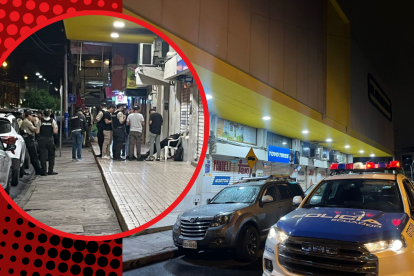 A la víctima la sorprendieron cuando estaba sentada, al pie del local que custodiaba.