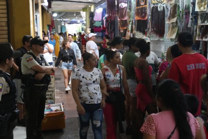 No tranquilidad para laborar en la Bahía, denuncian los comerciantes.