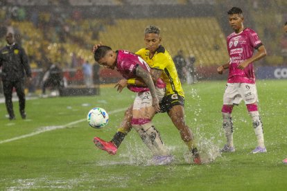 Barcelona SC e Independiente del Valle pelean por clasificar a los octavos de la Copa Libertadores 2025.