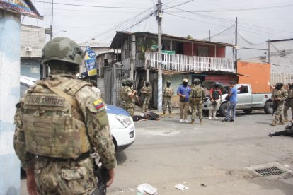 El operativo se ejecutó entre personal policial y de las Fuerzas Armadas.
