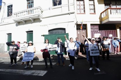 Este miércoles 28 de mayo se realizó un plantón en rechazo del plan de rehabilitación del Centro Histórico