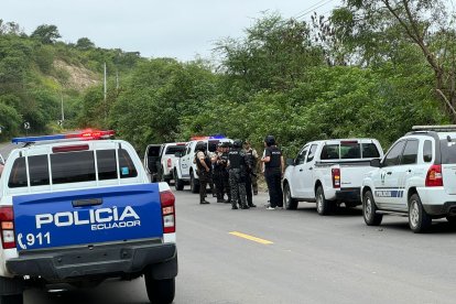 Cinco cadáveres aparecieron en Montecristi.