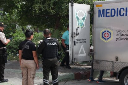 En estero Las Ranas, en Guayaquil, fue hallado cuerpo sin vida.