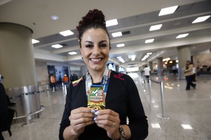 La karateca Jacqueline Factos ganó la medalla de oro en el Panamericano desarrollado en Monterrey (México).