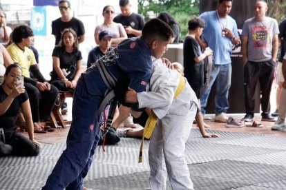 Durante el evento se realizó un torneo de jiu jitsu para niños.